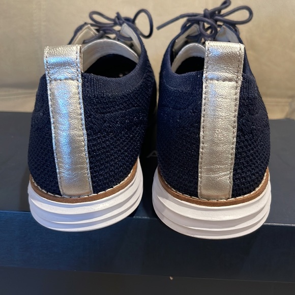 COLE HAAN Original Grand Wing-Tip Oxford Sneakers - Picture 5 of 10